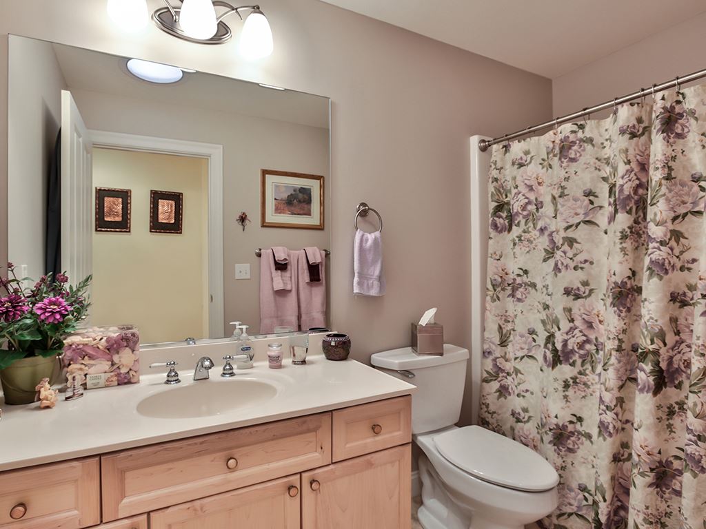 8 Summerfield Way Amherst, NH 03031 - Photo 22 of 37