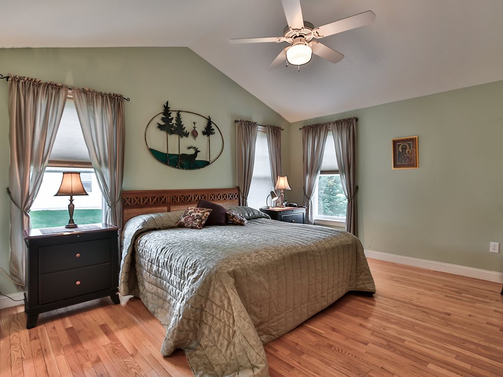 8 Summerfield Way Amherst, NH 03031 - Photo 23 of 37