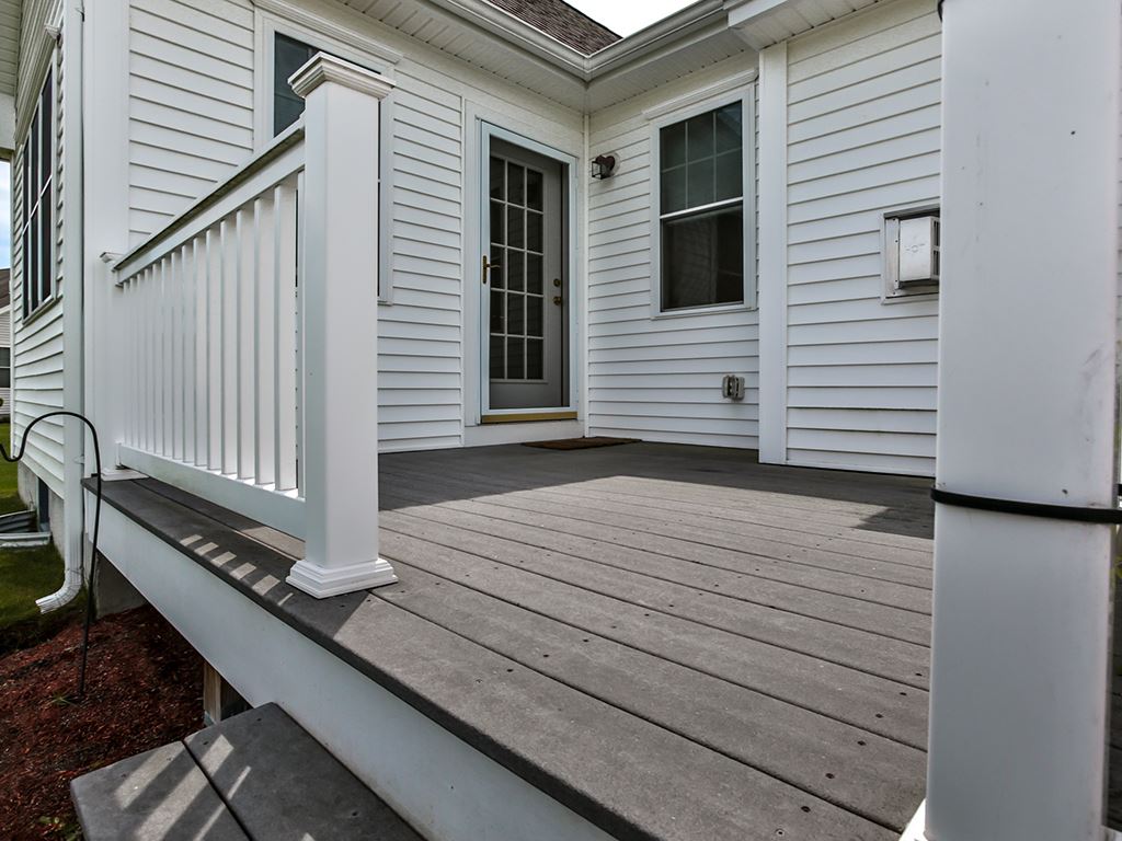 8 Summerfield Way Amherst, NH 03031 - Photo 34 of 37