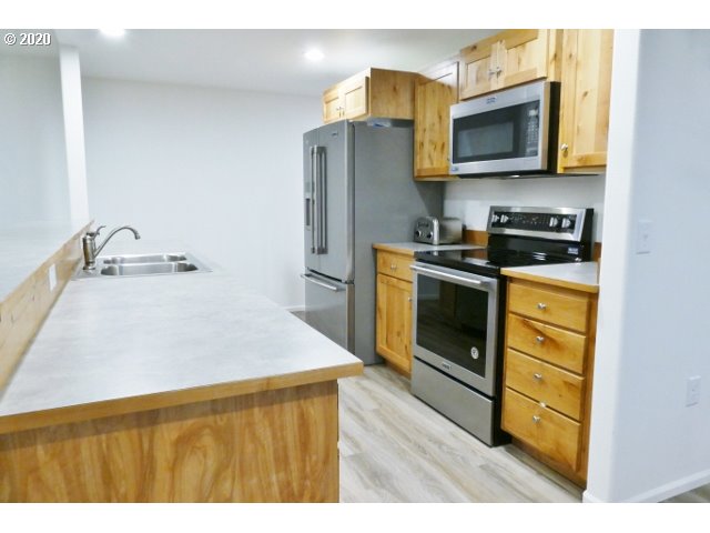 71406 Palmer Junction Road Elgin, OR 97827 - Photo 3 of 28 Gallery Image 3