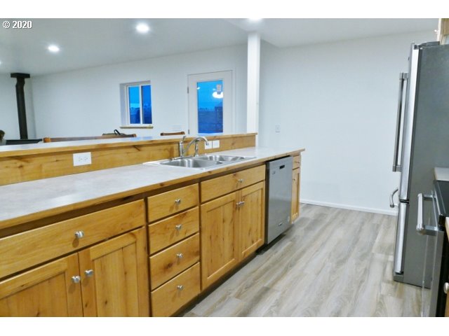 71406 Palmer Junction Road Elgin, OR 97827 - Photo 6 of 28 Gallery Image 6