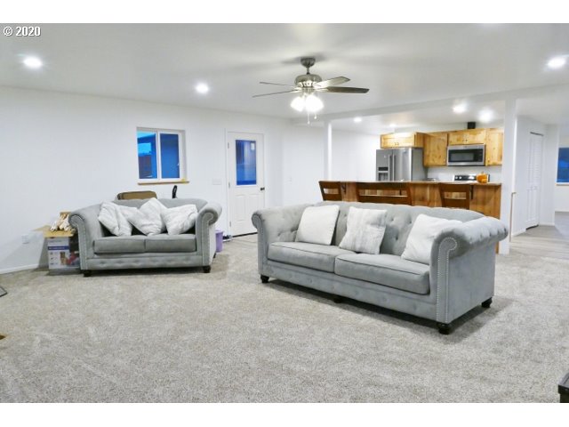 71406 Palmer Junction Road Elgin, OR 97827 - Photo 10 of 28 Gallery Image 10