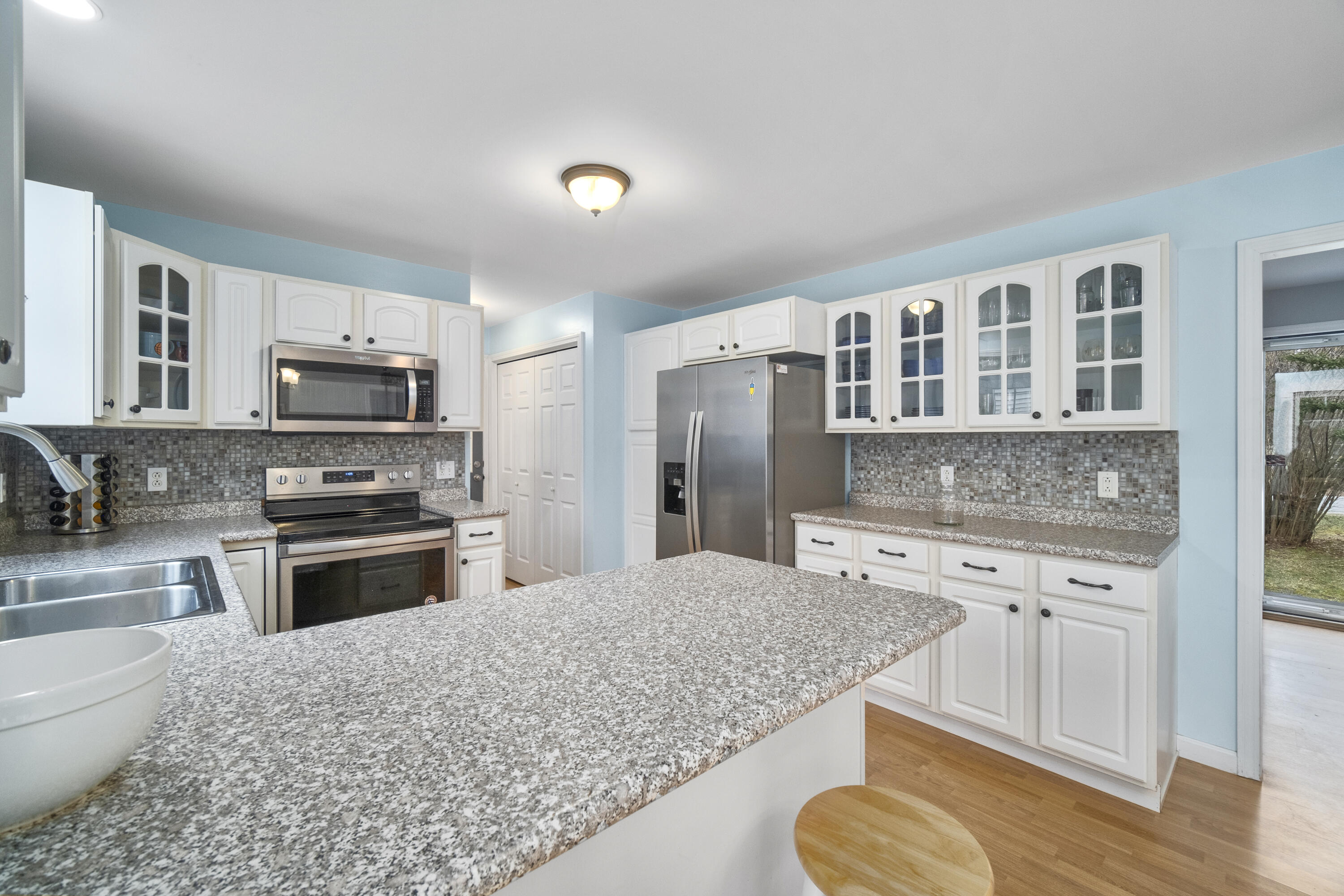 212 Ridge Road Tenants Harbor, ME 04860 - Photo 9 of 53 Kitchen counter