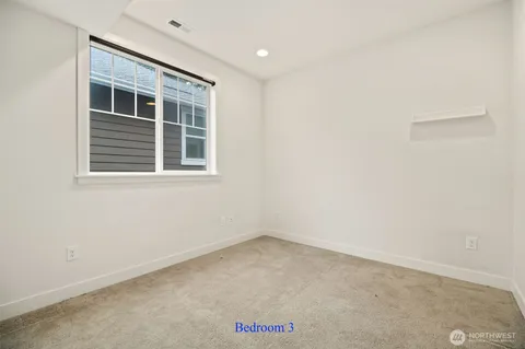 $4,800 | 4574 240th Place Southeast, Sammamish, WA 98029