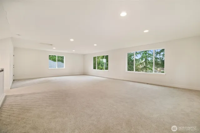 $4,800 | 4574 240th Place Southeast, Sammamish, WA 98029