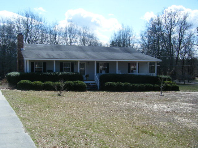 138 Harrison Road Southeast Thomson, GA 30824 - Photo 1 of 1 Main View