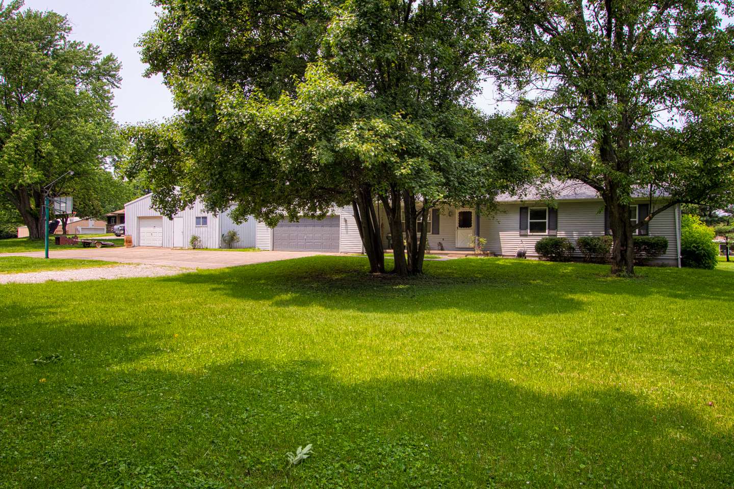 8302 Spry Road Evansville, IN 47715 - Photo 5 of 36 Gallery Image 5