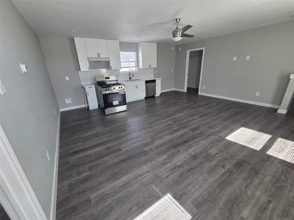 $1,250 | 9806 Fillmore Street, Unit C, Houston, TX 77029