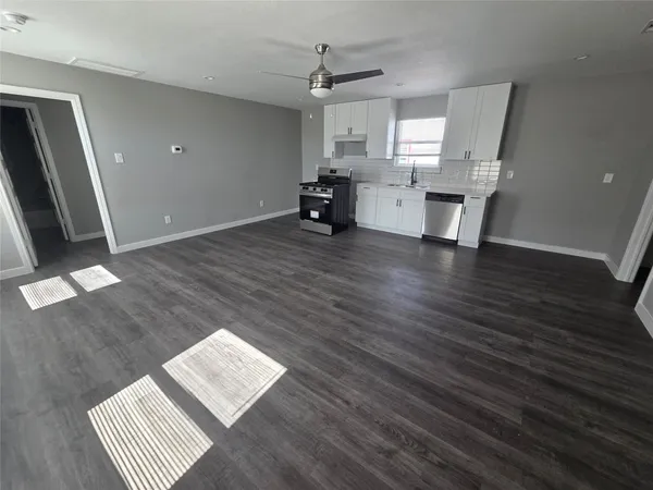 $1,250 | 9806 Fillmore Street, Unit C, Houston, TX 77029