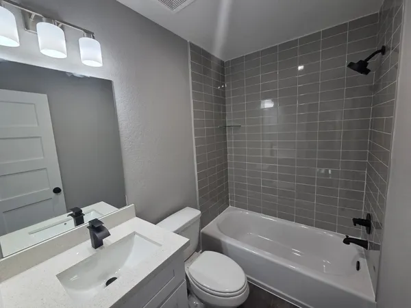 $1,250 | 9806 Fillmore Street, Unit C, Houston, TX 77029