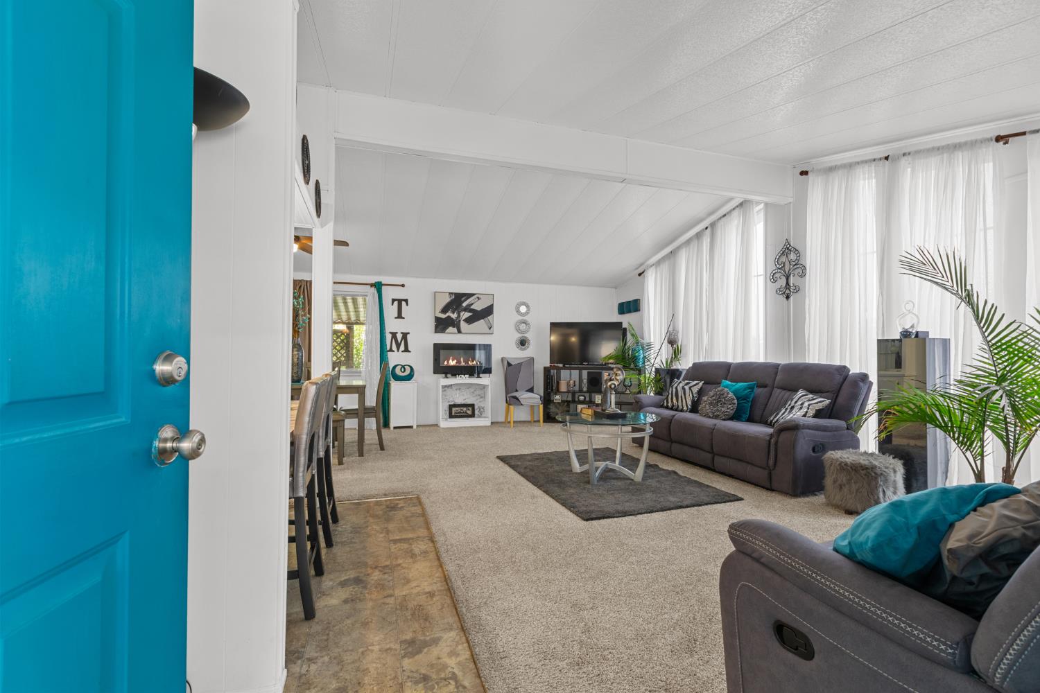 3950 Mack Road, Unit 70 Sacramento, CA 95823 - Photo 2 of 38