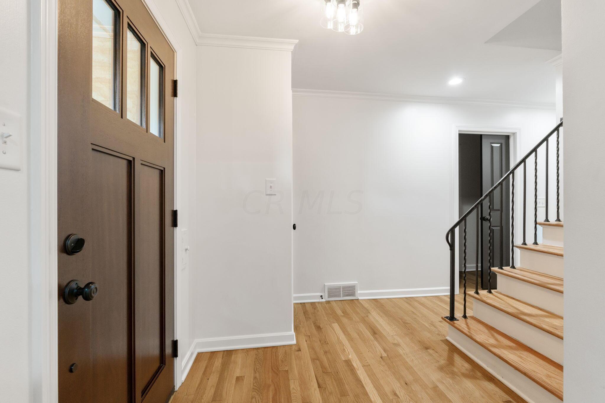2635 Camden Road Columbus, OH 43221 - Photo 2 of 31 2635Camden7