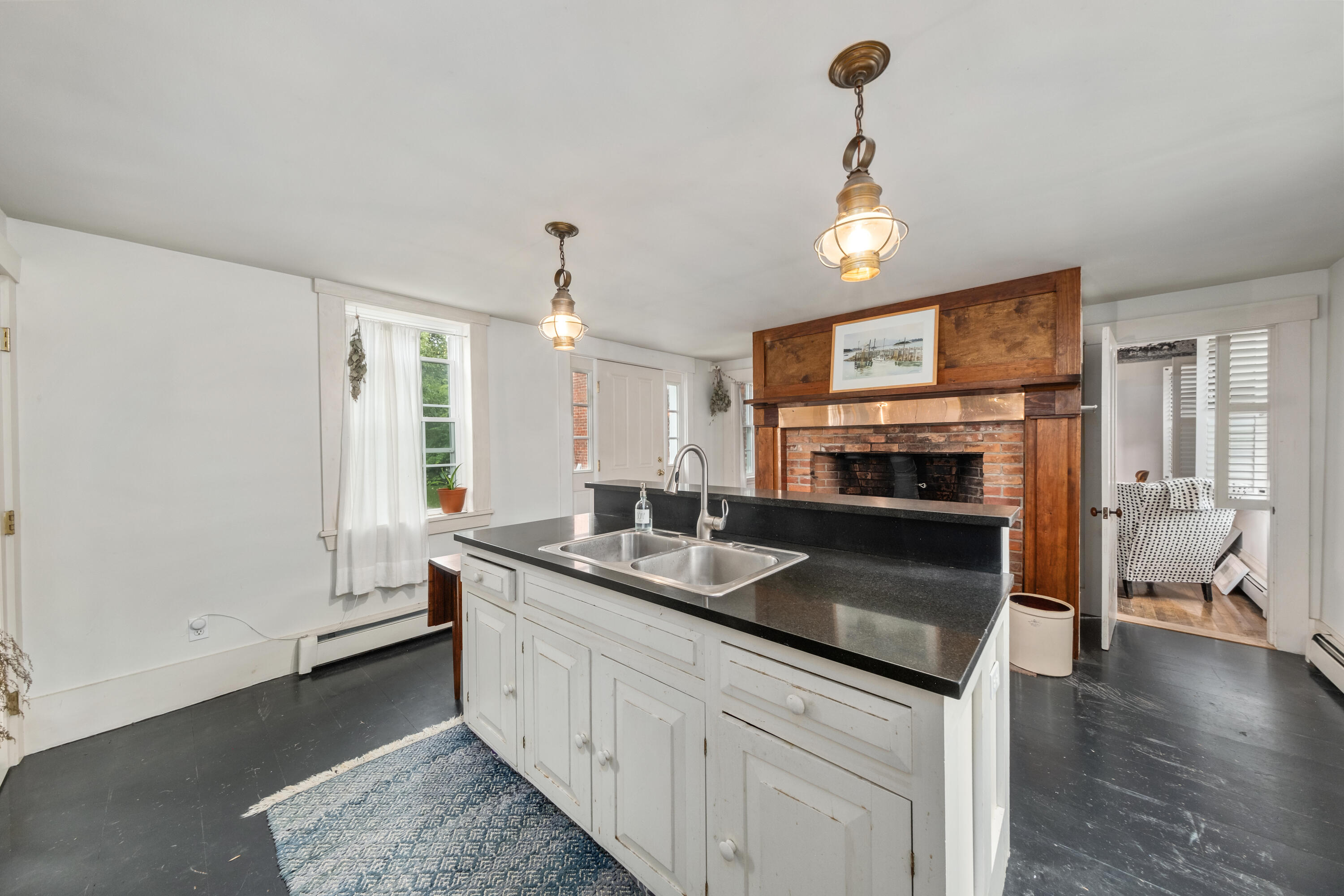 28 Pleasant Street Waldoboro, ME 04572 - Photo 5 of 59 28 Pleasant Street, Waldoboro