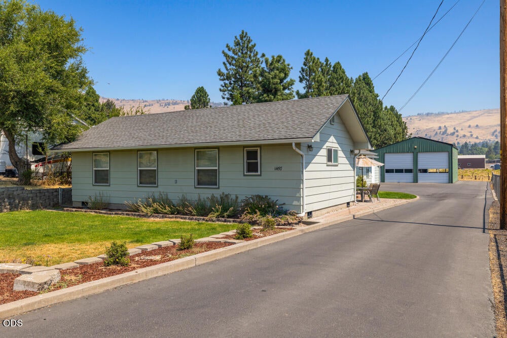 1457 Homedale Road Klamath Falls, OR 97603 - Photo 8 of 37 Gallery Image 8
