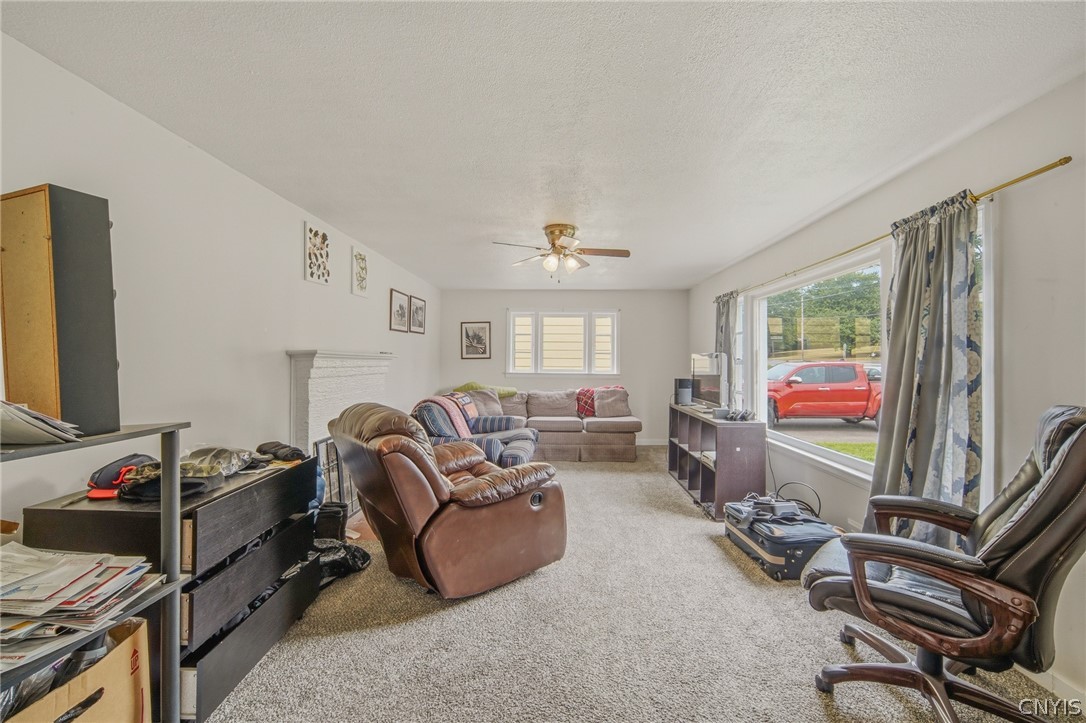 137 Old Liverpool Road Salina, NY 13088 - Photo 10 of 33 Gallery Image 10
