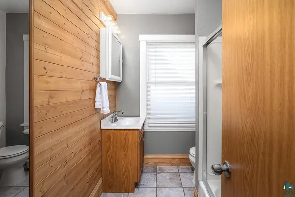 $230,000 | 838 Charles Avenue, Duluth, MN 55807