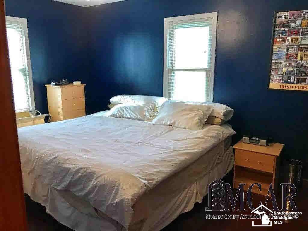 3735 Vivian Road Monroe, MI 48162 - Photo 11 of 17