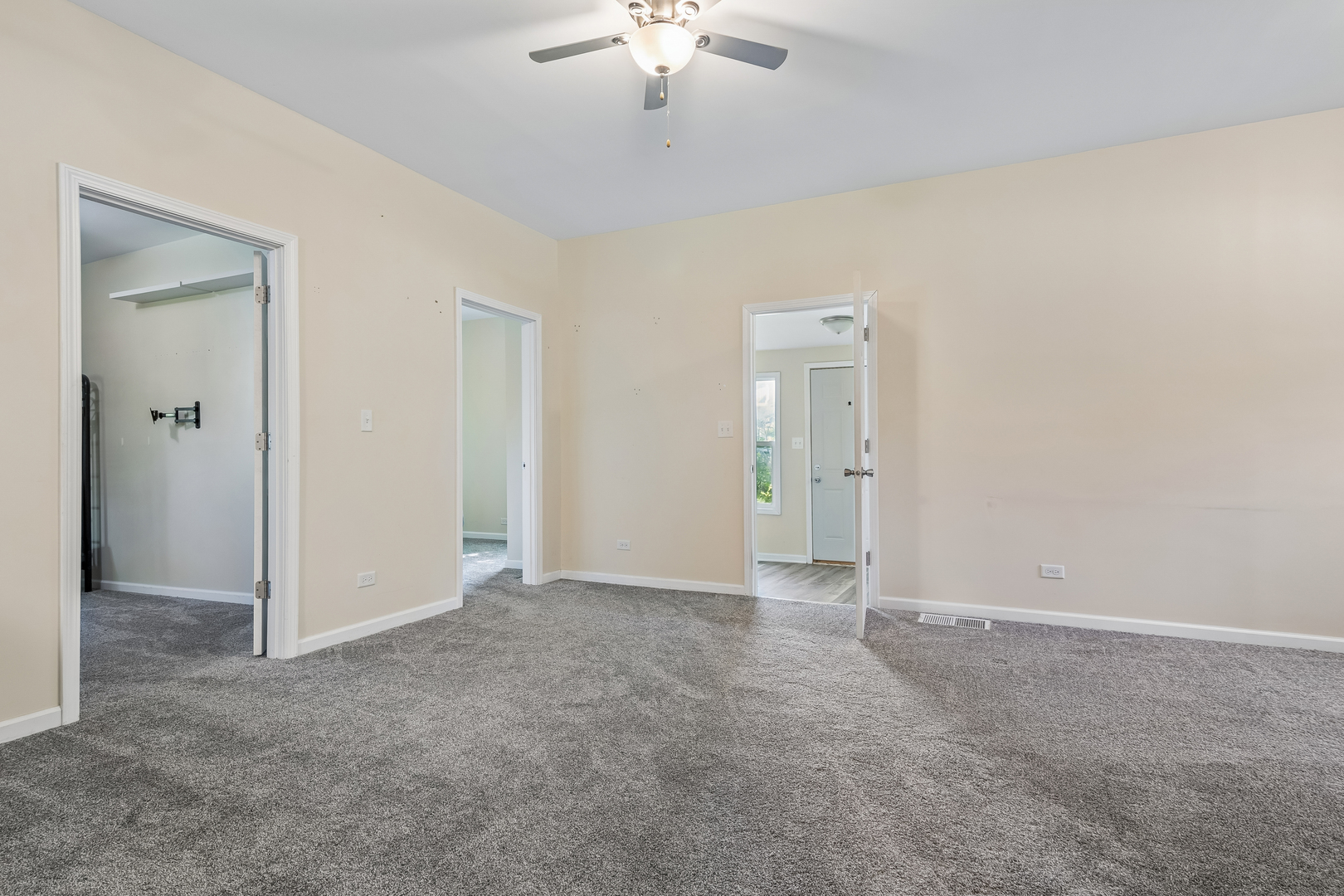 600 3rd Street Harvard, IL 60033 - Photo 7 of 19