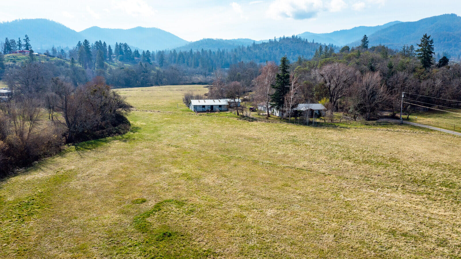 2779 Camp Baker Road Medford, OR 97501 - Photo 51 of 65 52_CBR_52_mls