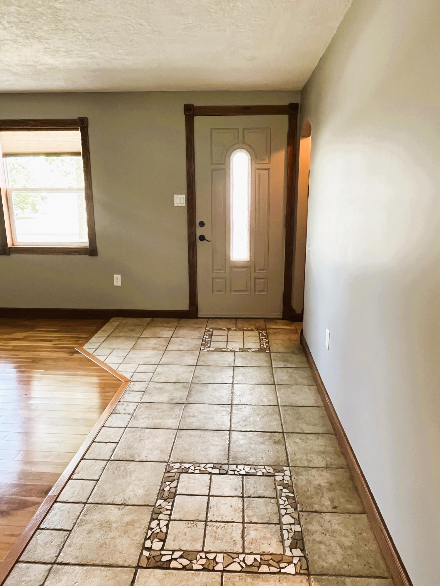 821 East Merritt Street Rensselaer, IN 47978 - Photo 5 of 18 a view of a livingroom with a pathway