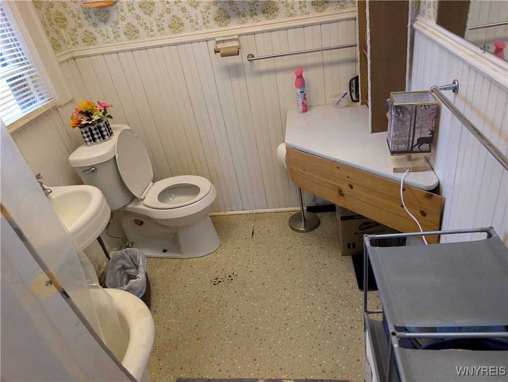 1507 West State Street Olean, NY 14760 - Photo 23 of 37 APT 2 BATHROOM