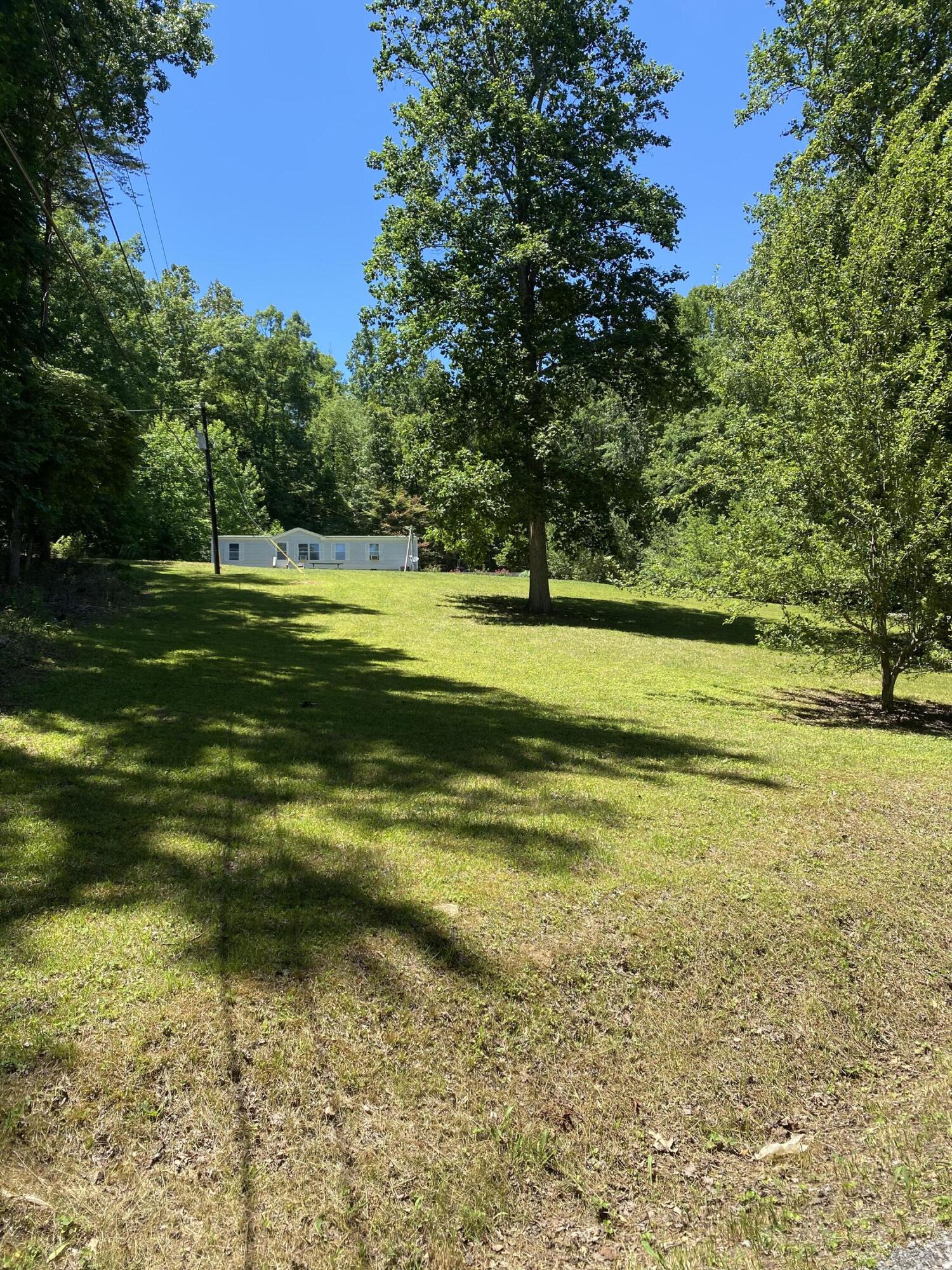 111 Tiger Road Dunlap, TN 37327 - Photo 3 of 14 AAEAB583-FF27-4620-AF3C-BDF5C6CC19C3