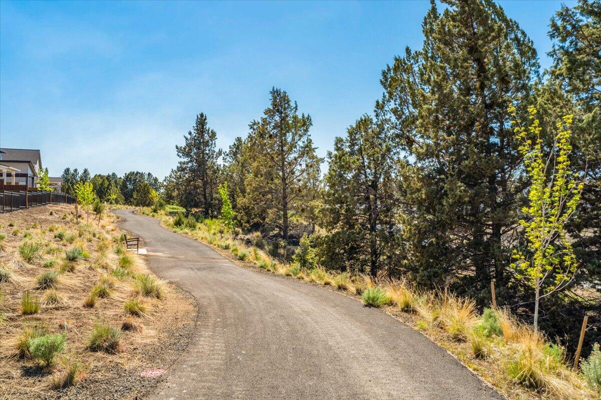 3871 Northeast Oakside Loop Bend, OR 97701 - Photo 49 of 50 Petrosa Trails