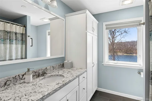 $2,599,000 | 2280 Deep Hole Drive, Mattituck, NY 11952