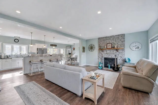 a bed room with bed and window