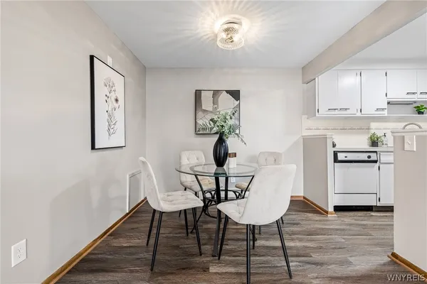 $129,900 | 1172 Indian Church Road, Unit 16, West Seneca, NY 14224