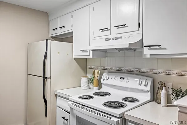 $129,900 | 1172 Indian Church Road, Unit 16, West Seneca, NY 14224