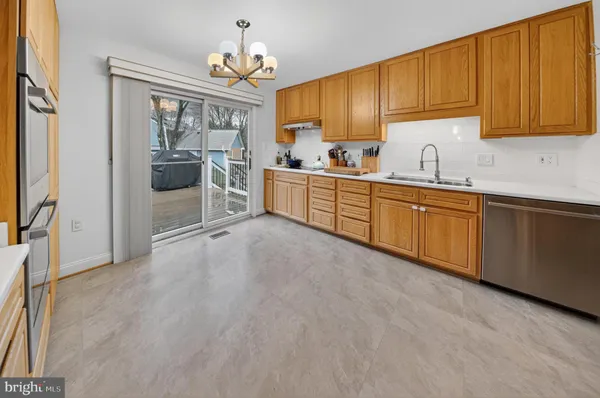 $4,350 | 1726 Glastonberry Road, Potomac, MD 20854