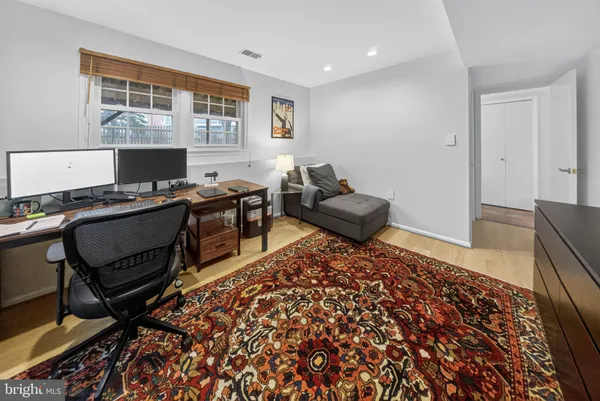 $4,350 | 1726 Glastonberry Road, Potomac, MD 20854