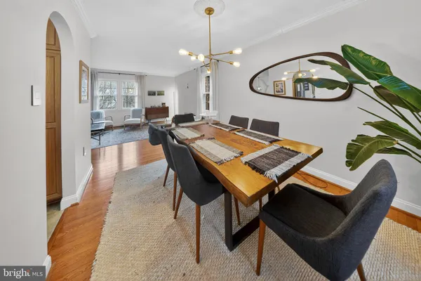 $4,350 | 1726 Glastonberry Road, Potomac, MD 20854