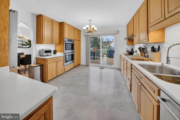 $4,350 | 1726 Glastonberry Road, Potomac, MD 20854