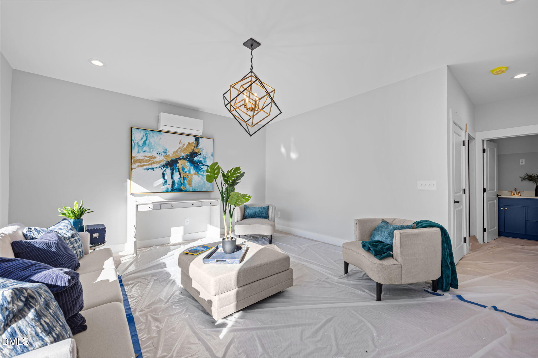 1005 Phoenix Place Raleigh, NC 27610 - Photo 26 of 38 a living room with furniture