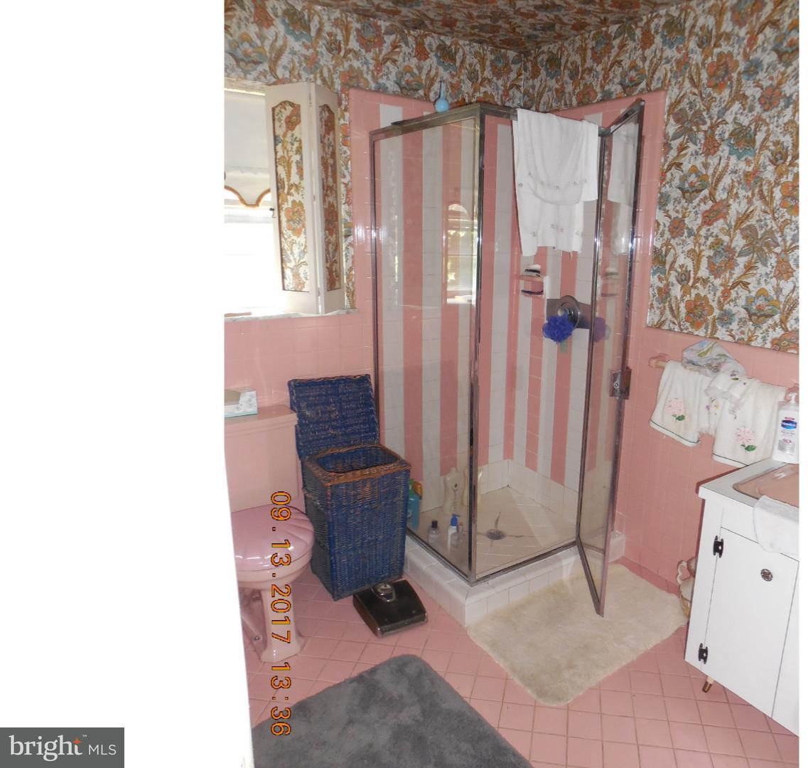 102 Cardinal Road Jenkintown, PA 19046 - Photo 12 of 19 Bathroom