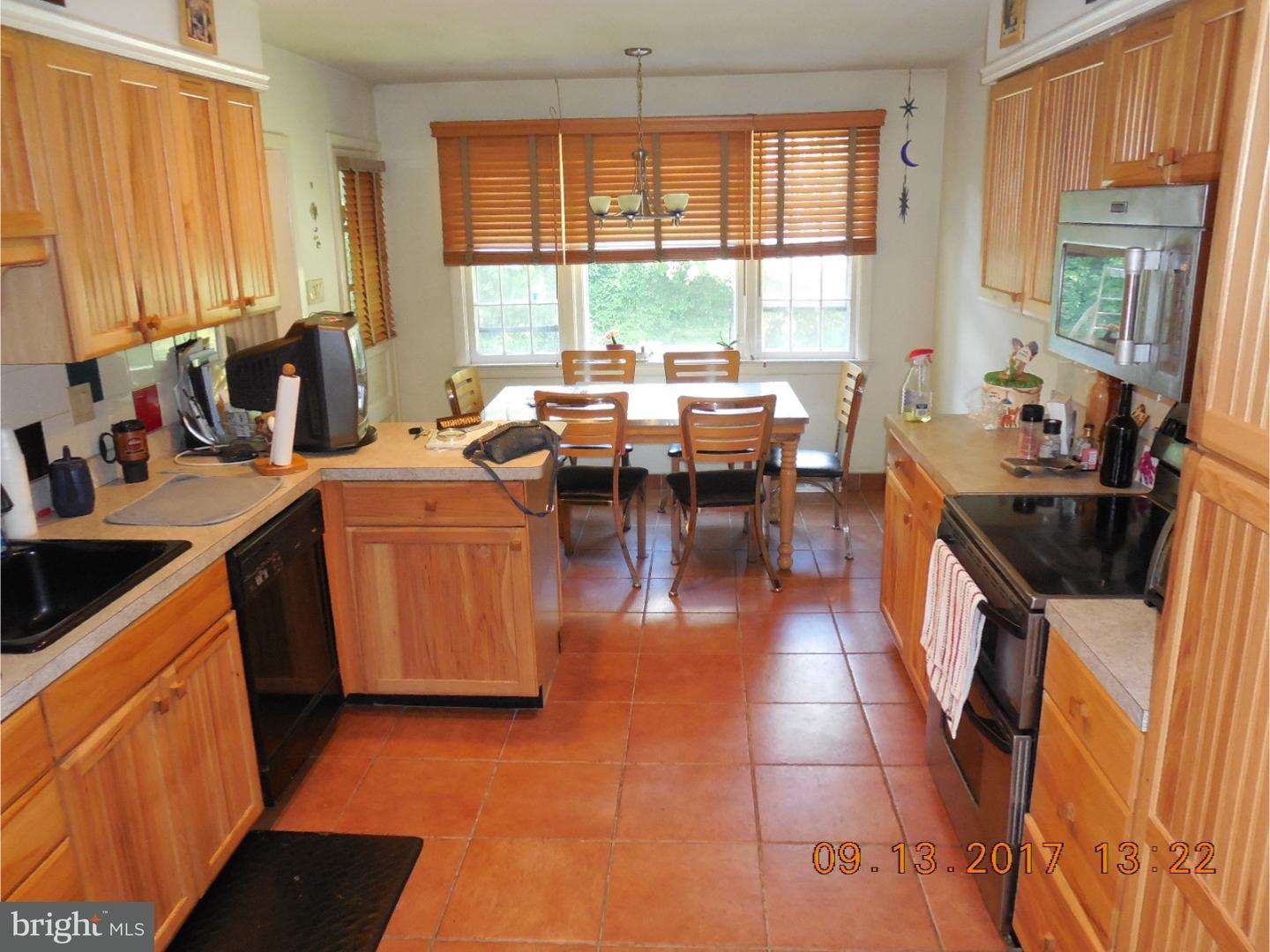 102 Cardinal Road Jenkintown, PA 19046 - Photo 8 of 19 Kitchen