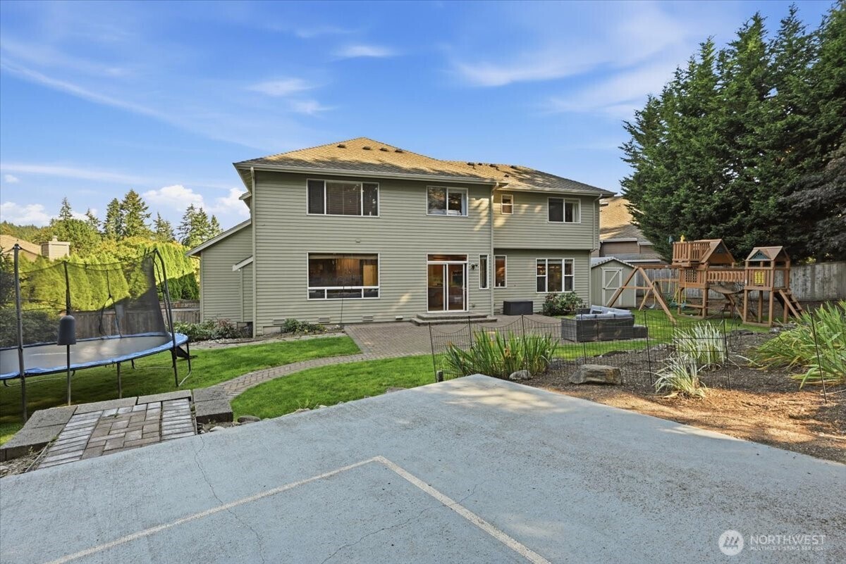 5300 Northeast 23rd Court Renton, WA 98059 - Photo 32 of 40 Gallery Image 32