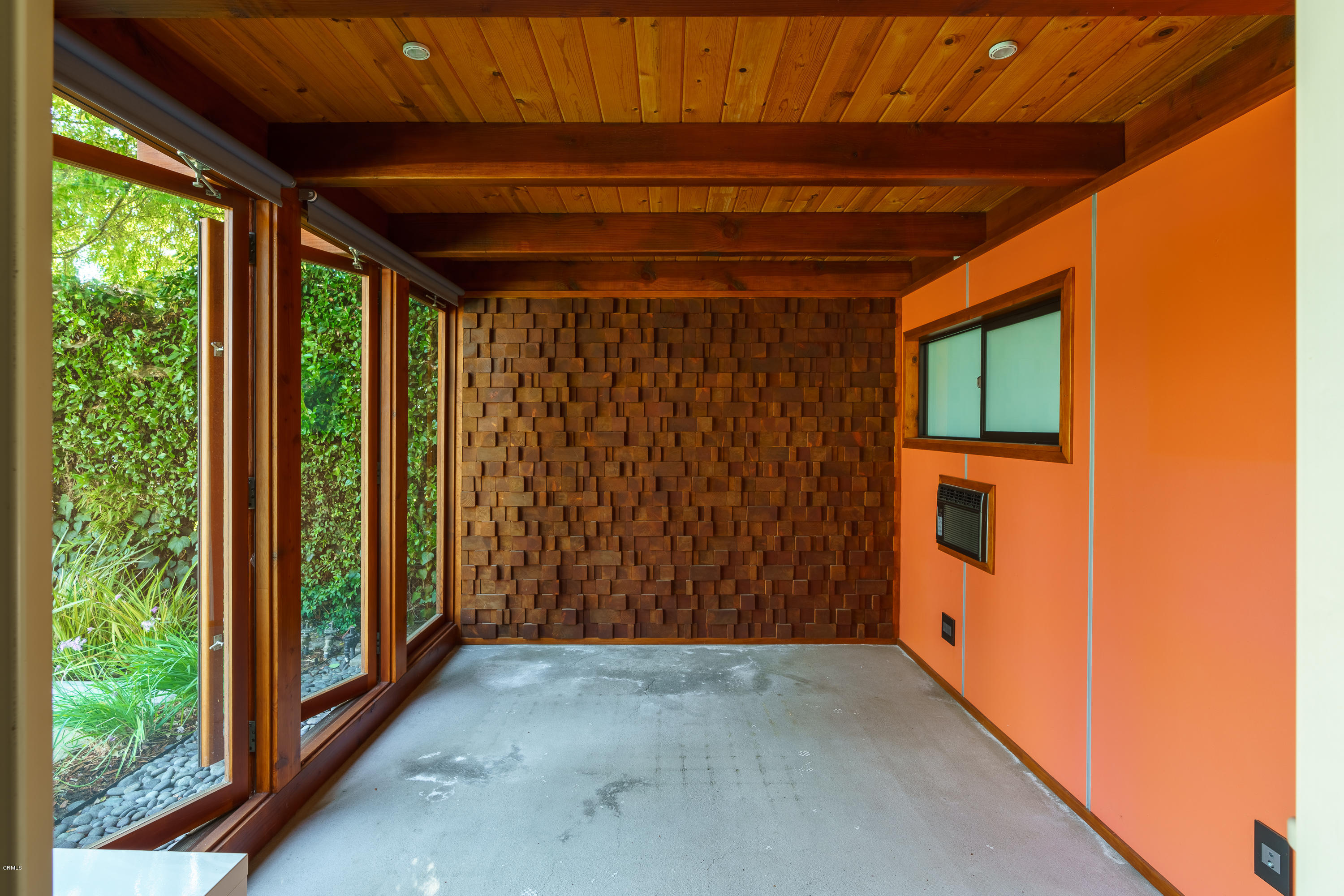 1025 Nithsdale Road Pasadena, CA 91105 - Photo 31 of 34 a view of a room with a large window