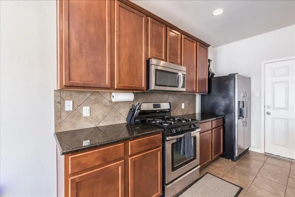 $2,250 | 1721 Monahans Lane, Austin, TX 78748