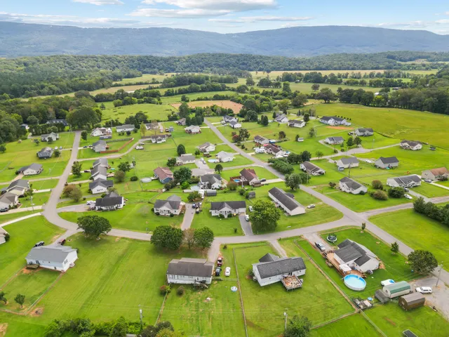 $275,000 | 130 Fiddlers Drive, Whitwell, TN 37397