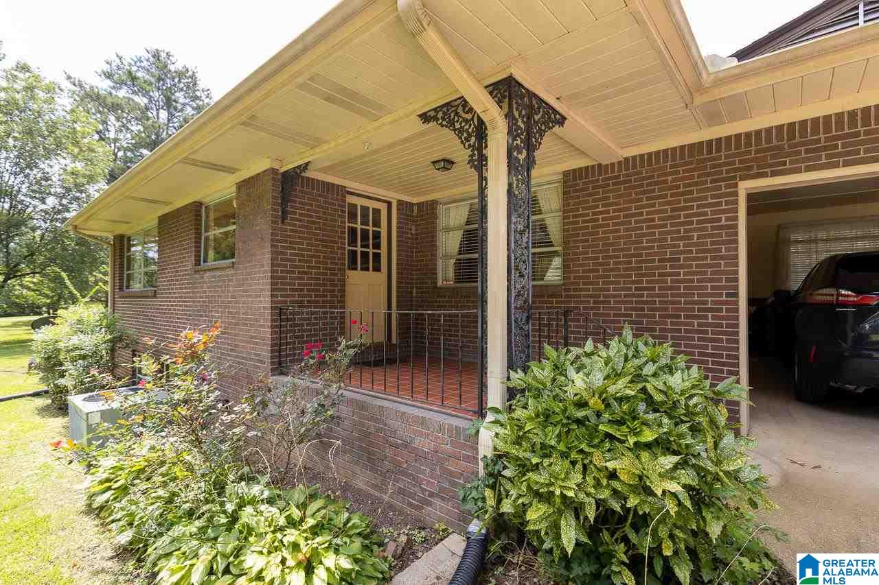 6195 Warrior River Road Bessemer, AL 35023 - Photo 4 of 37