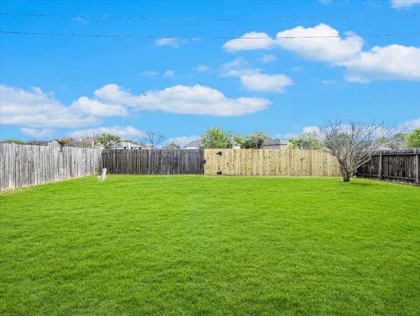 $2,285 | 16423 Ash Point Lane, Sugar Land, TX 77498
