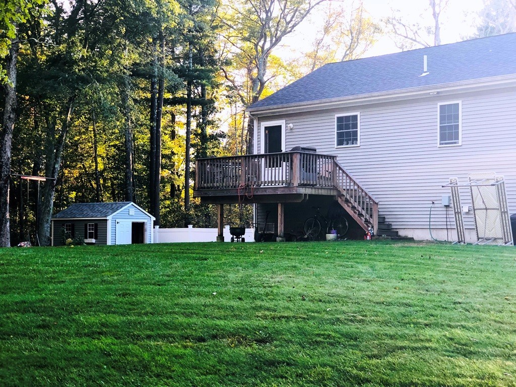 4 Gammons Road Acushnet, MA 02743 - Photo 5 of 23