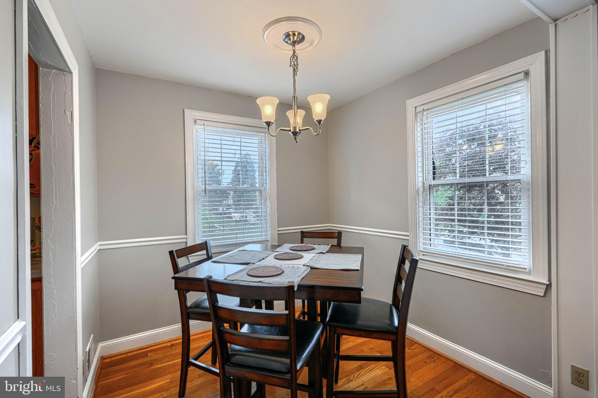 1835 Loch Shiel Road Towson, MD 21286 - Photo 36 of 75 Bright and inviting dining nook.