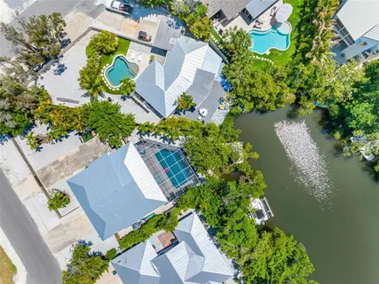 $1,499,000 | 417 Poinsettia Road, Anna Maria, FL 34216
