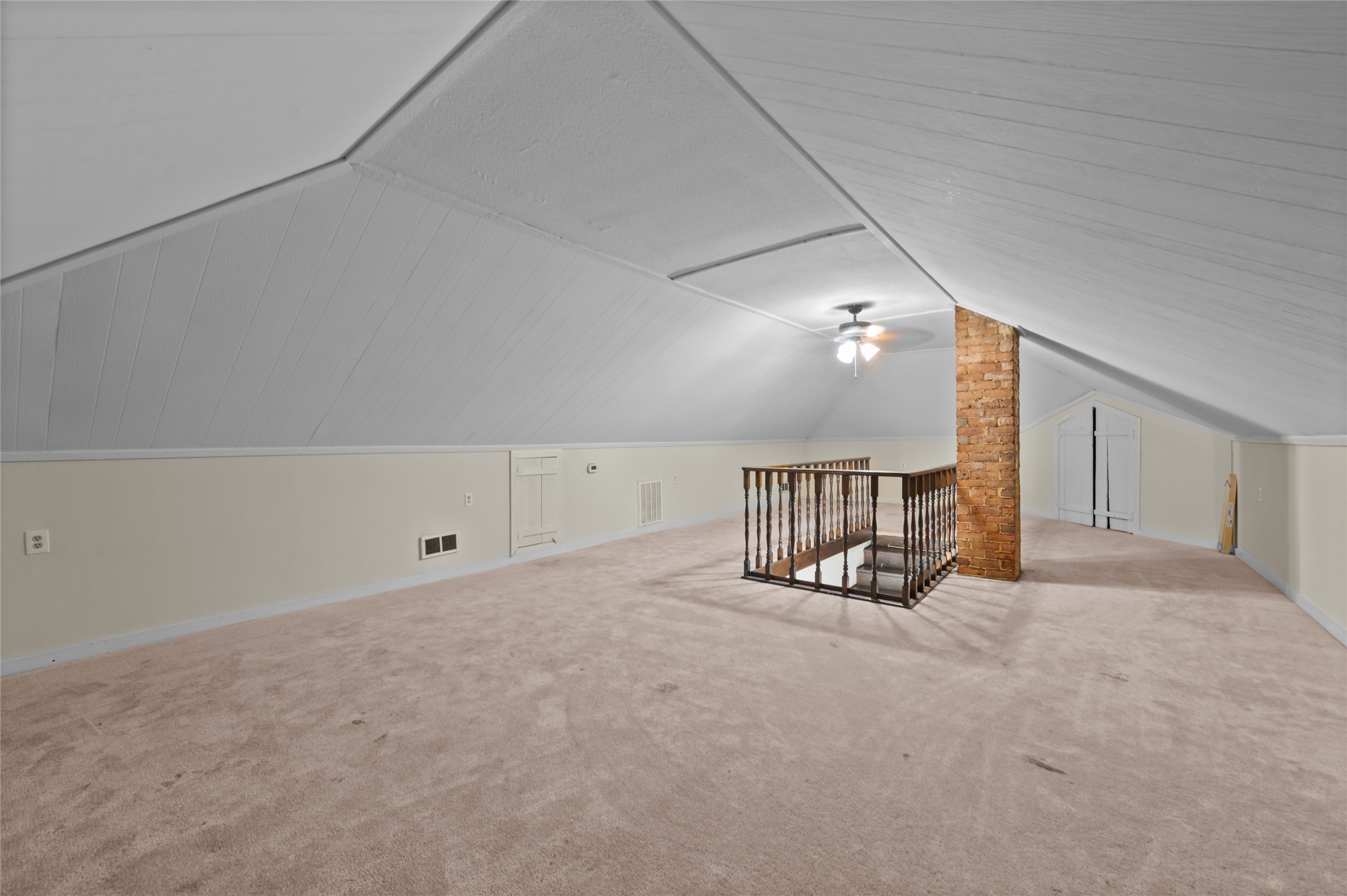 608 Miller Street Anahuac, TX 77514 - Photo 28 of 31