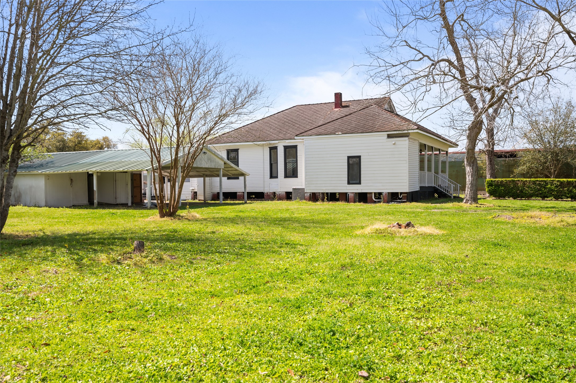 608 Miller Street Anahuac, TX 77514 - Photo 30 of 31