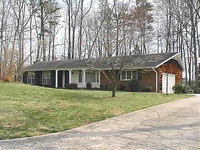 2824 Farmbrook Road Winston-Salem, NC 27103 - Photo 1 of 7 Exterior Front. Front